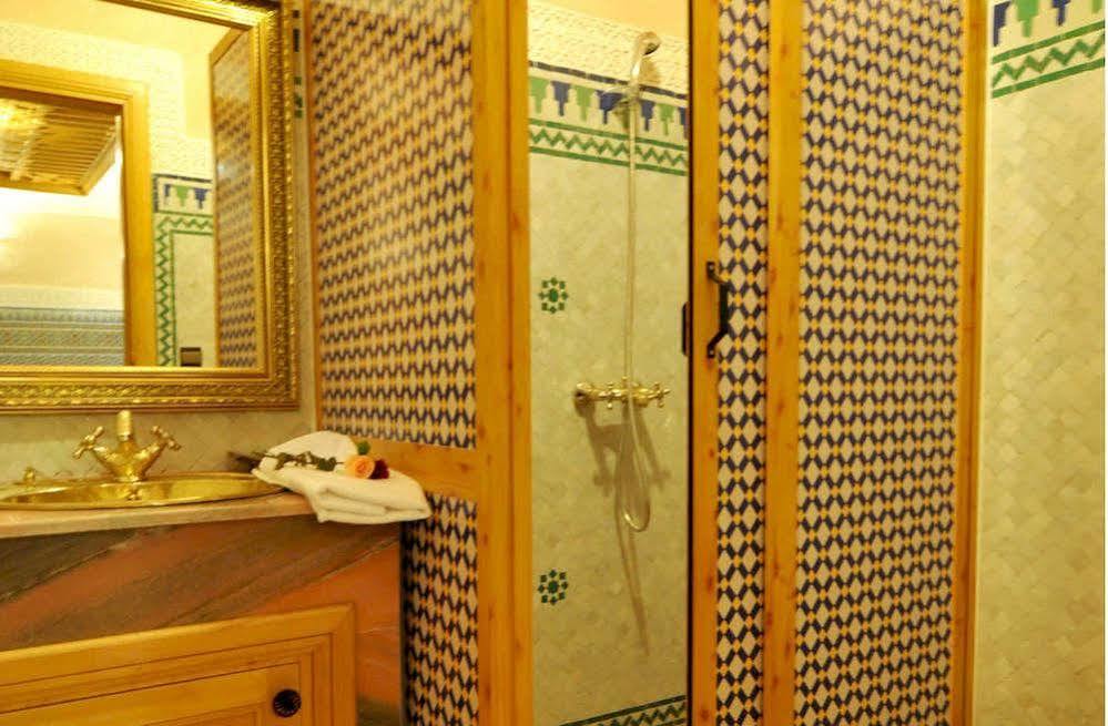 Hotel Dar Al Madina Al Kadima Fez Esterno foto